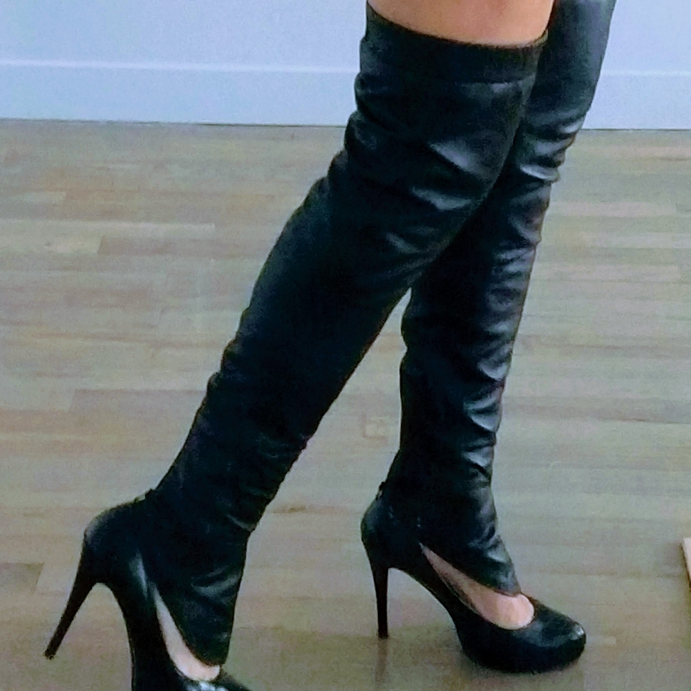 Genuine Leather Thigh High Leggings